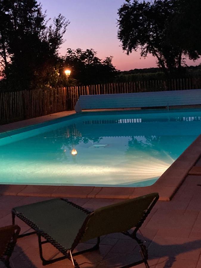 Gites Le Mathelin Lamothe-Montravel Екстер'єр фото